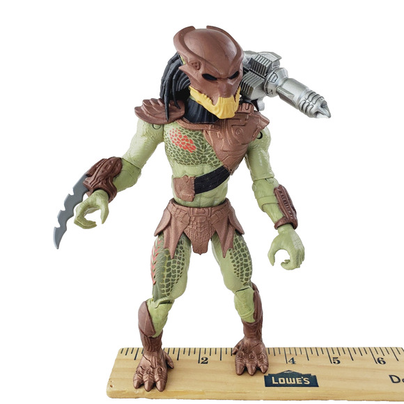 2020 Berserker Predator Hunter Series 7" Poseable Action Figure Collectible Toy - Picture 1 of 6
